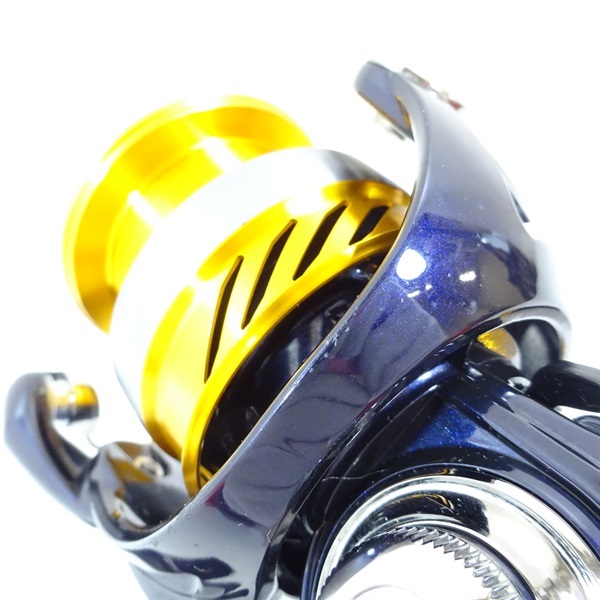 ２４レブロスＬＴ４０００ーＣＸＨ